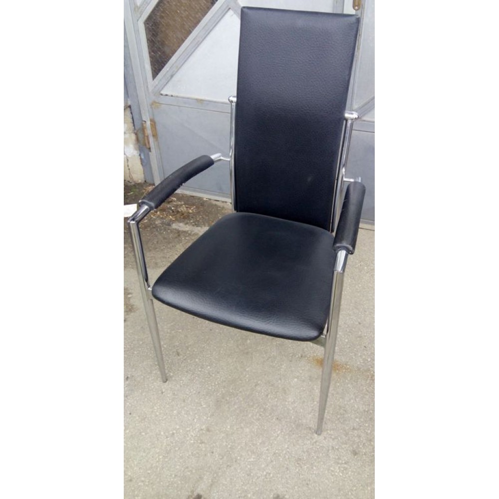 Beltéri szék (karfás)